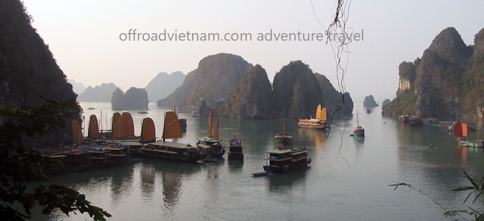 Offroad Vietnam Halong Bay junk boat